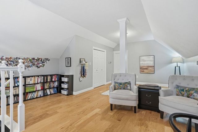 81 Chestnut St 81, Andover, MA 01810