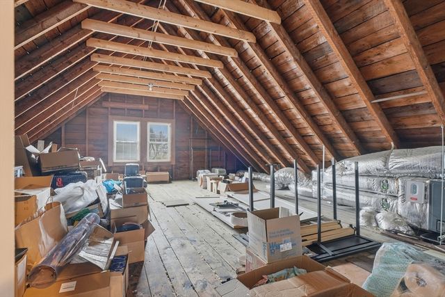 81 Chestnut St 81, Andover, MA 01810