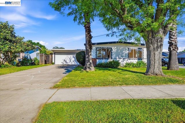 3719 Mission View Dr, Fremont, CA 94538