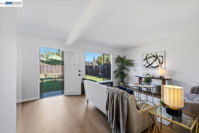 3719 Mission View Dr, Fremont, CA 94538