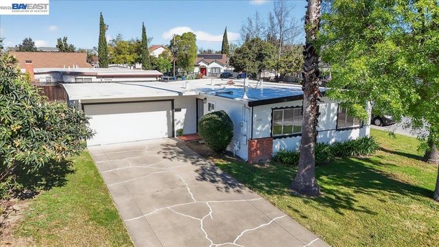 3719 Mission View Dr, Fremont, CA 94538
