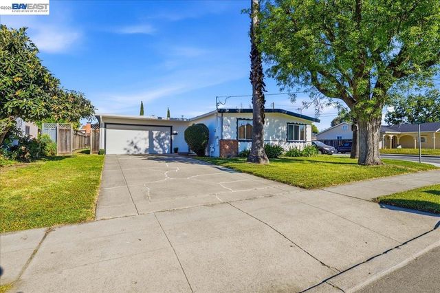 3719 Mission View Dr, Fremont, CA 94538