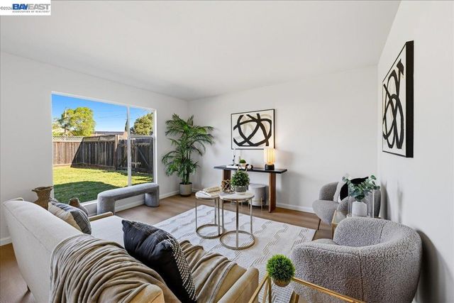 3719 Mission View Dr, Fremont, CA 94538