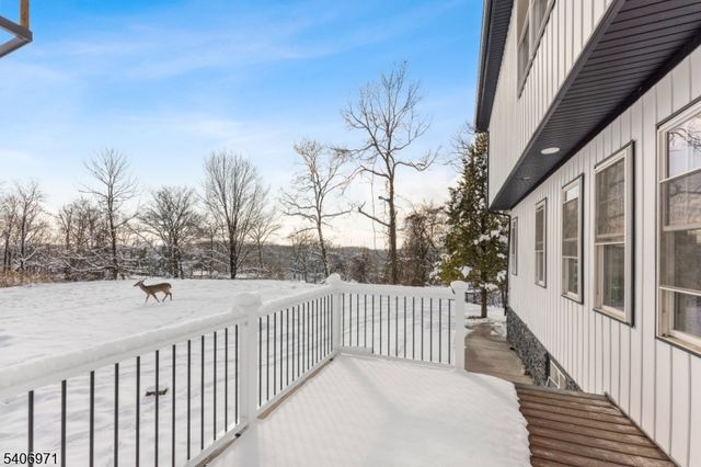 10 Old Rifle Camp Rd, Woodland Park, NJ 07424