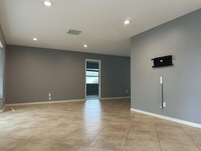 2080 SE Elmhurst Road, Port St. Lucie, Port St Lucie, FL 34952