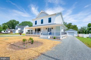118 N LAKE DR, Stevensville, MD 21666