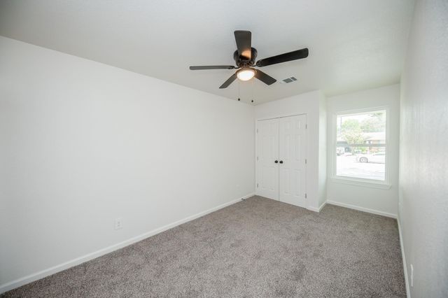 5221 Libbey Lane, Houston, TX 77092
