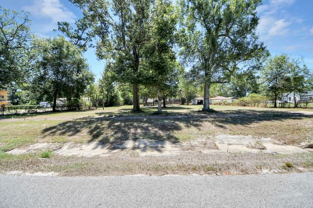 14112 Fm 1485 Road, Conroe, TX 77306