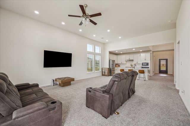 10727 Amador Peak Drive, Rosharon, TX 77583