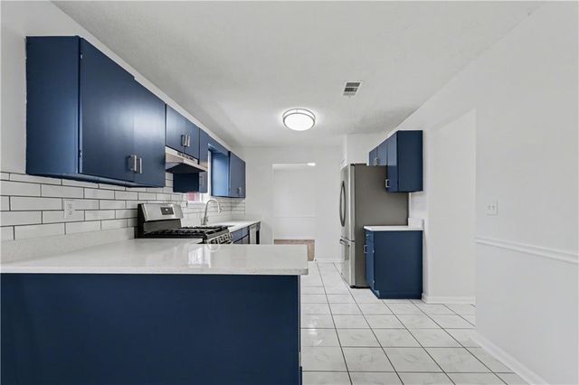 6236 Springwater Lane, Lithonia, GA 30058