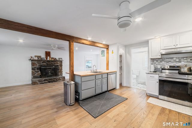 216 Main Street North, Southbury, CT 06488