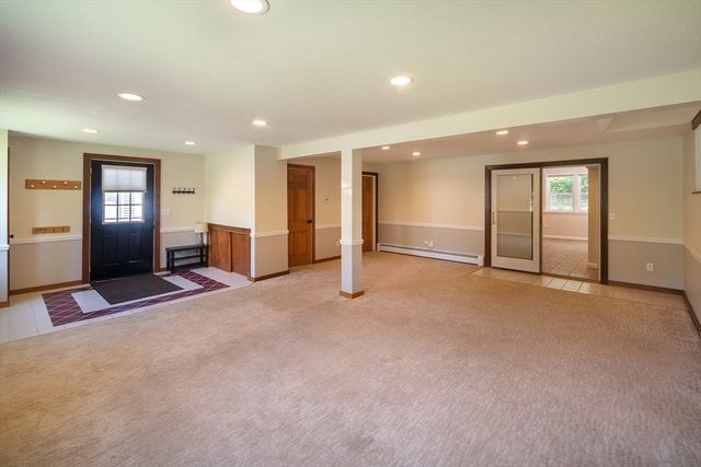 7 Banbury Dr., Westford, MA 01886