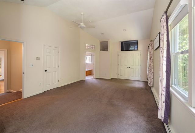 7 Banbury Dr., Westford, MA 01886