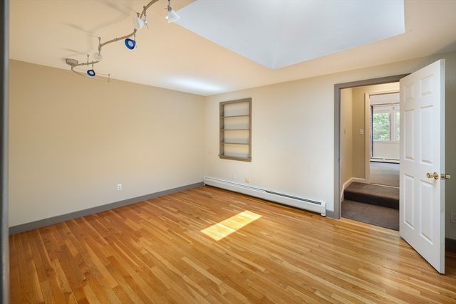 7 Banbury Dr., Westford, MA 01886