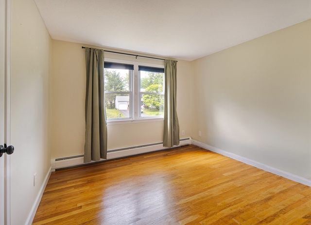 7 Banbury Dr., Westford, MA 01886
