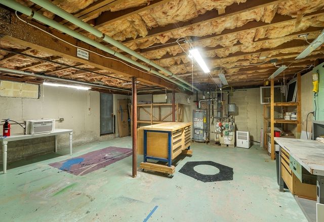 7 Banbury Dr., Westford, MA 01886