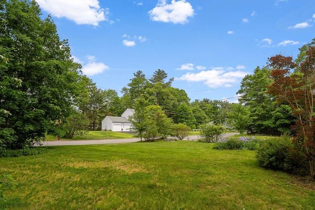 7 Banbury Dr., Westford, MA 01886