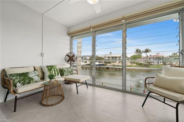 1550 GULF SHORE BLVD N E2, Naples, FL 34102