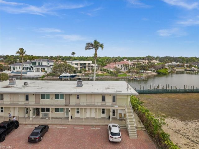 1550 GULF SHORE BLVD N E2, Naples, FL 34102