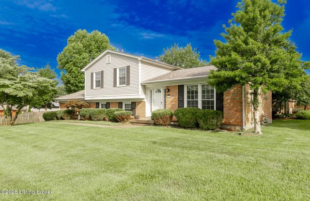 9611 Millstone Dr, Louisville, KY 40023
