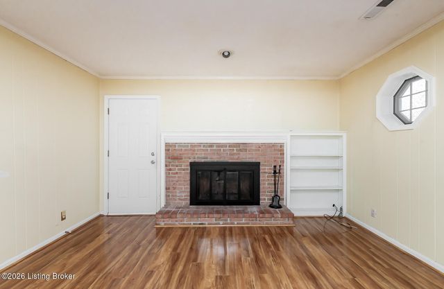 9611 Millstone Dr, Louisville, KY 40023