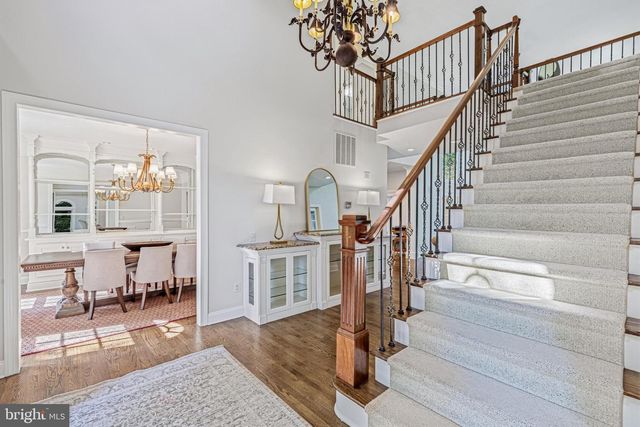 1236 TOTTENHAM CT, Reston, VA 20194