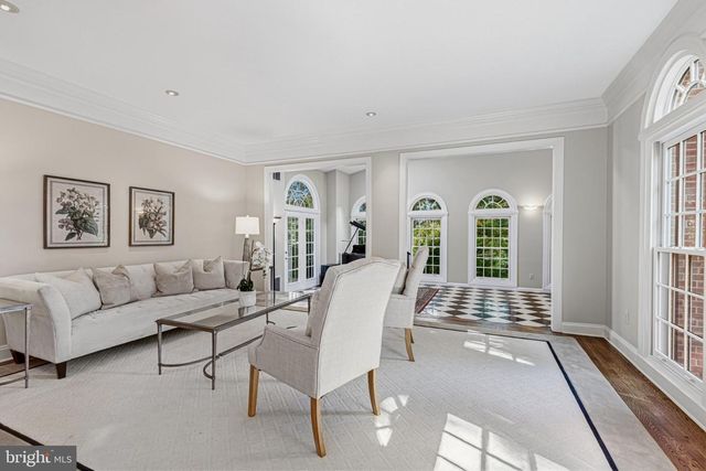 1236 TOTTENHAM CT, Reston, VA 20194