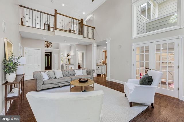 1236 TOTTENHAM CT, Reston, VA 20194