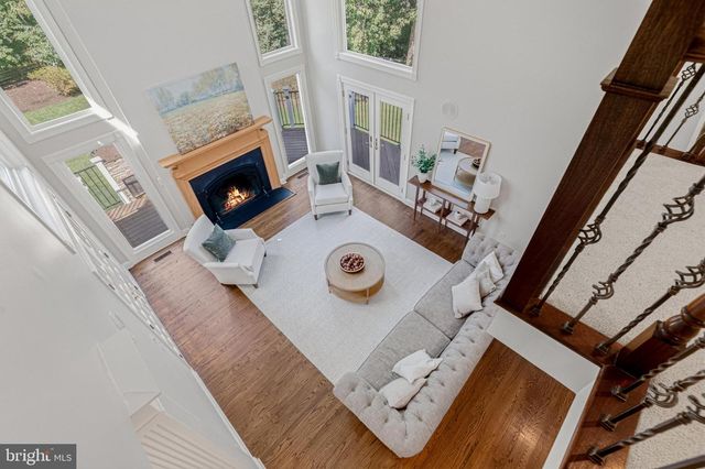 1236 TOTTENHAM CT, Reston, VA 20194