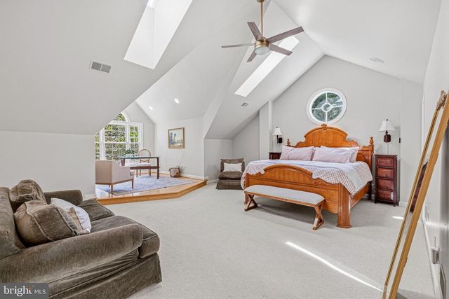 1236 TOTTENHAM CT, Reston, VA 20194