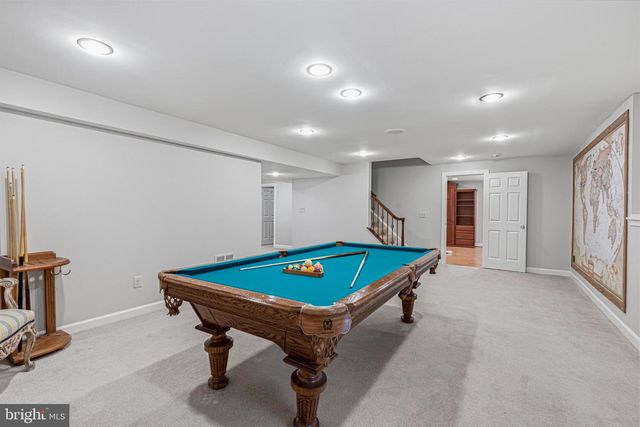 1236 TOTTENHAM CT, Reston, VA 20194