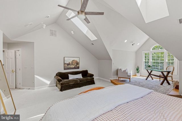 1236 TOTTENHAM CT, Reston, VA 20194