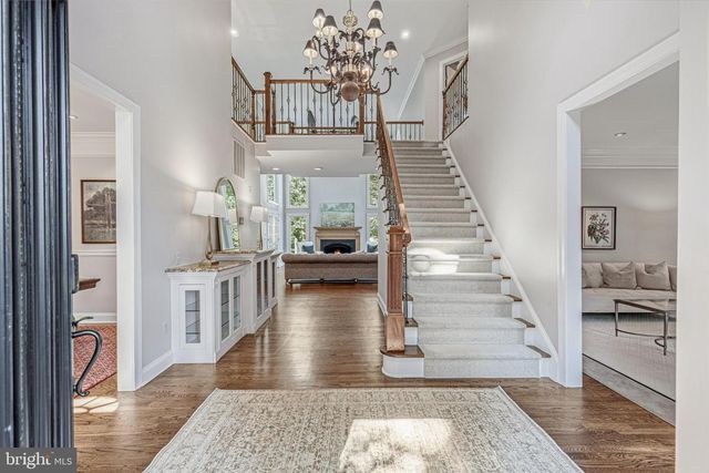 1236 TOTTENHAM CT, Reston, VA 20194