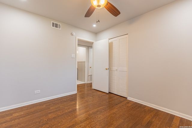 4722 NEWCOME DR, San Antonio, TX 78229