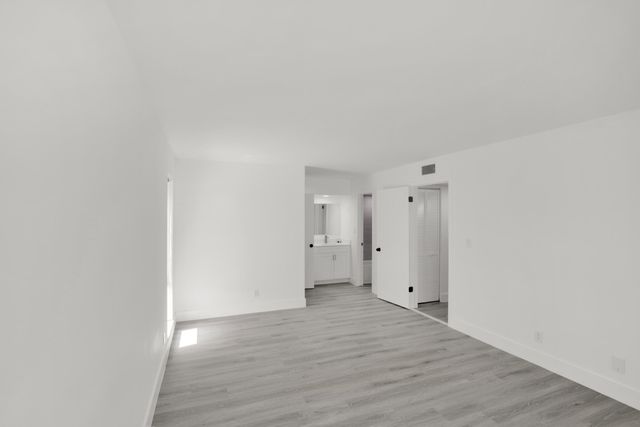 516 Osprey Drive, Delray Beach, FL 33444