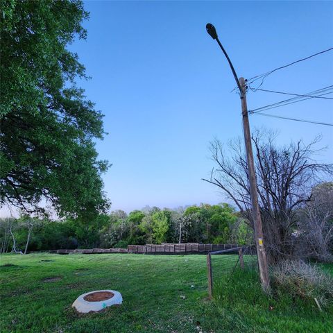 701 Montgomery ST, Georgetown, TX 78626