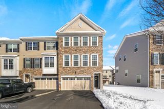 26124 HICKORY LN, Langhorne, PA 19047
