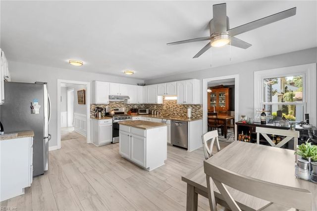 1316 Oregon XING, Chesapeake, VA 23322