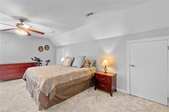 1316 Oregon XING, Chesapeake, VA 23322
