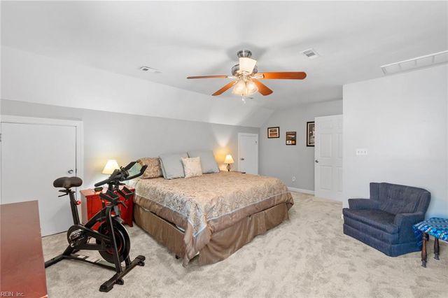 1316 Oregon XING, Chesapeake, VA 23322
