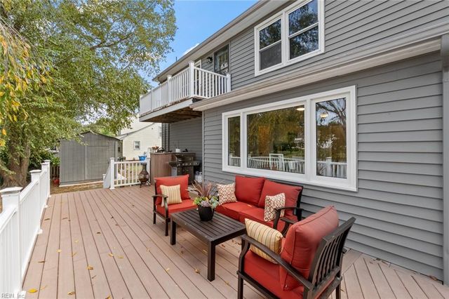 1316 Oregon XING, Chesapeake, VA 23322