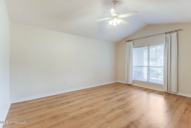 3612 Miles Lane, Ocean Springs, MS 39564