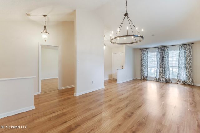 3612 Miles Lane, Ocean Springs, MS 39564