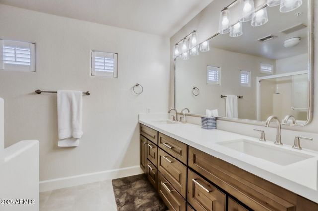 8880 E PARAISO Drive 213, Scottsdale, AZ 85255