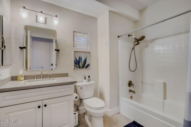 8880 E PARAISO Drive 213, Scottsdale, AZ 85255