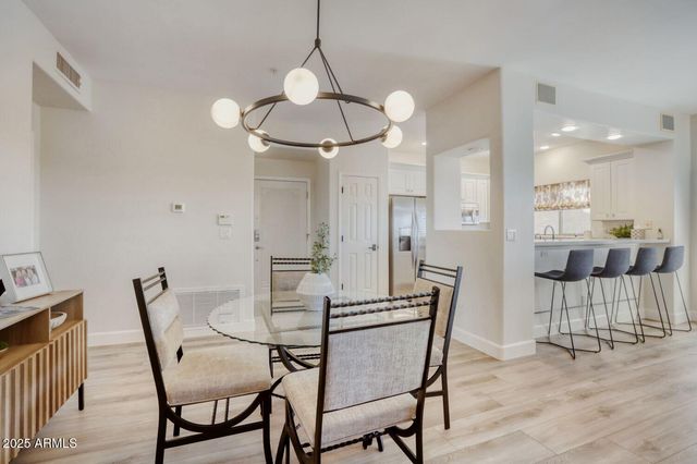 8880 E PARAISO Drive 213, Scottsdale, AZ 85255