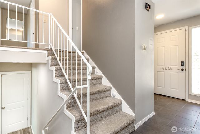 32206 27th Avenue SW, Federal Way, WA 98023