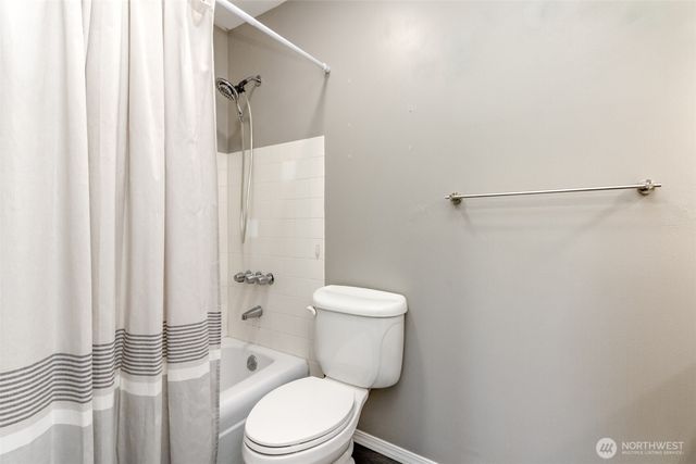 32206 27th Avenue SW, Federal Way, WA 98023