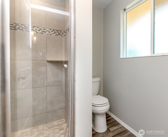 32206 27th Avenue SW, Federal Way, WA 98023