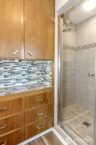 32206 27th Avenue SW, Federal Way, WA 98023